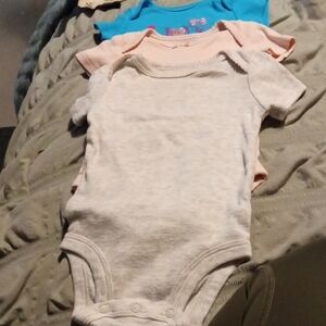 Baby Short-Sleeve One-Piece Bodysuit Set - White & Light Pink